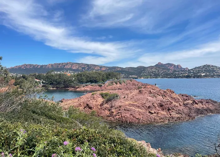 Charming Loft With Sea View * Saint-Raphaël